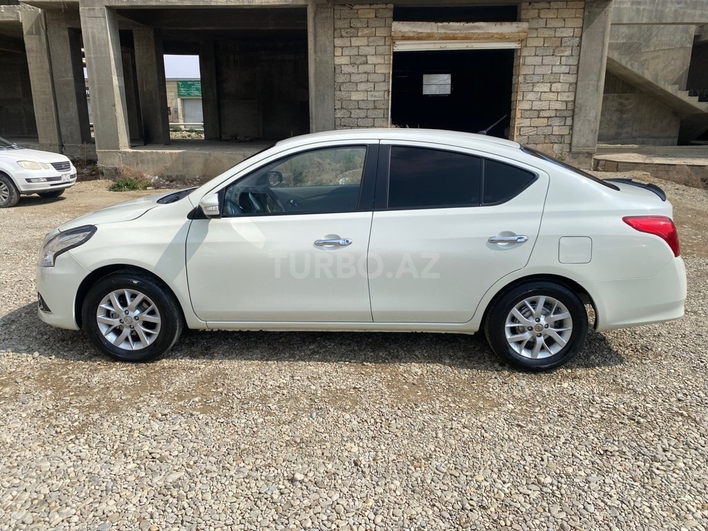 Nissan Sunny