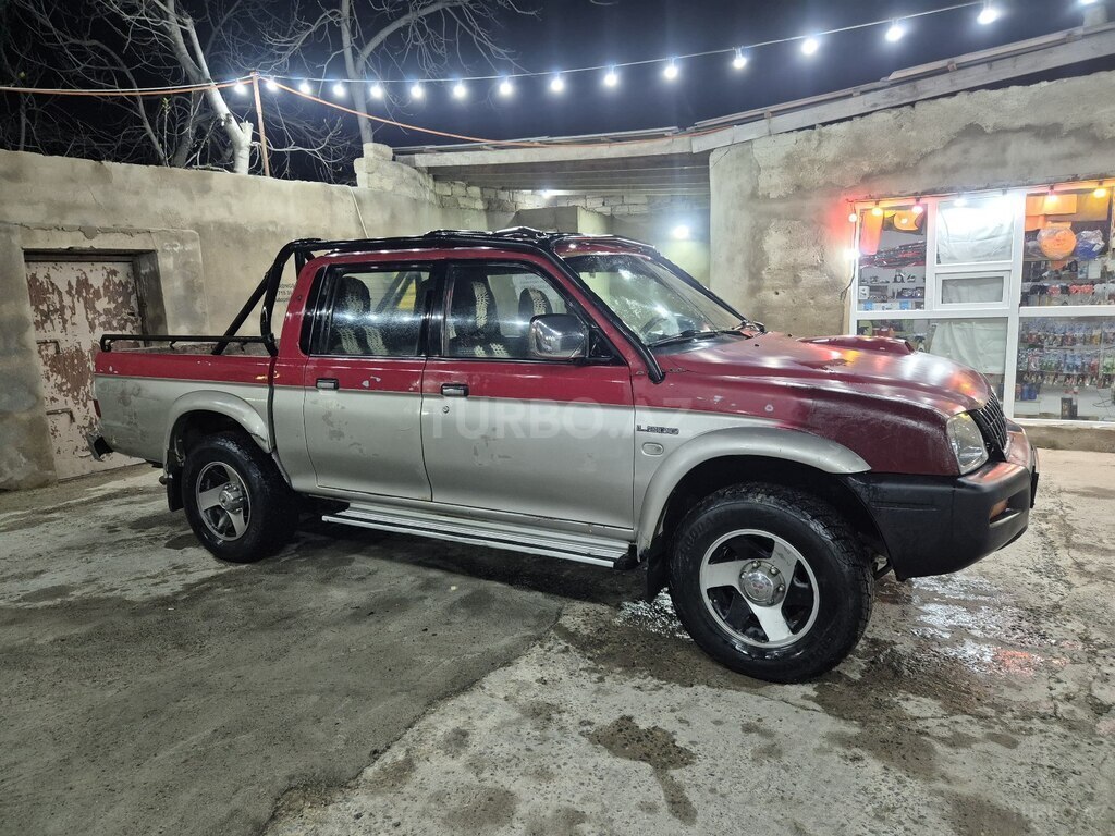 Mitsubishi L200