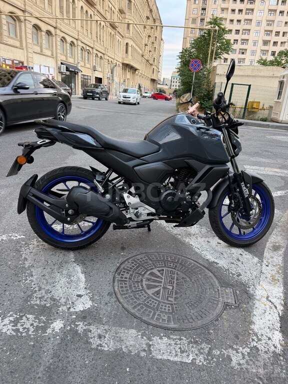 Yamaha FZ-S FI Deluxe