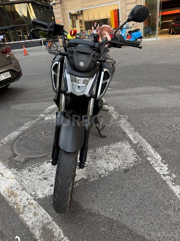 Yamaha FZ-S FI Deluxe