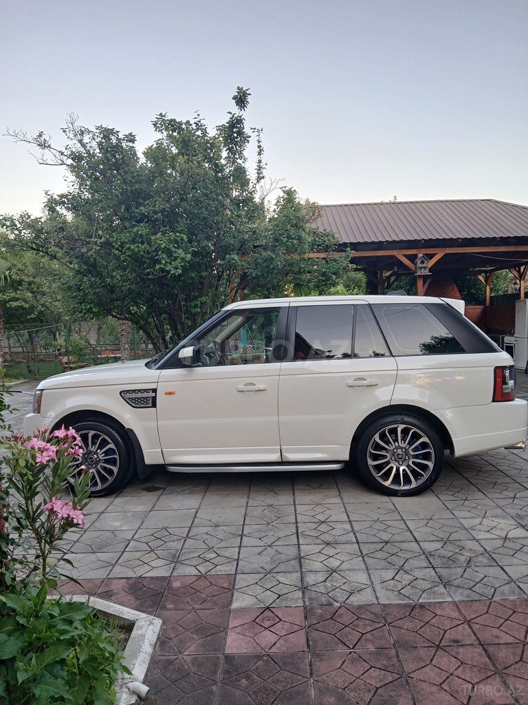 Land Rover RR Sport