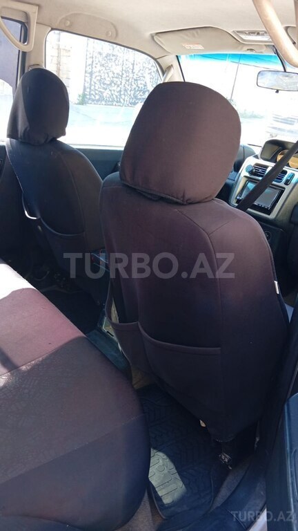 Mitsubishi Pajero io
