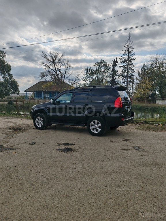 Toyota Land Cruiser Prado