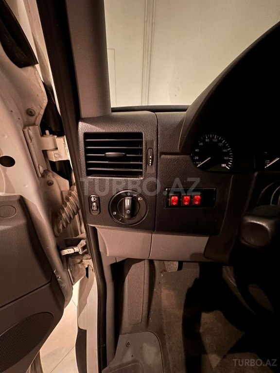 Mercedes Sprinter 518