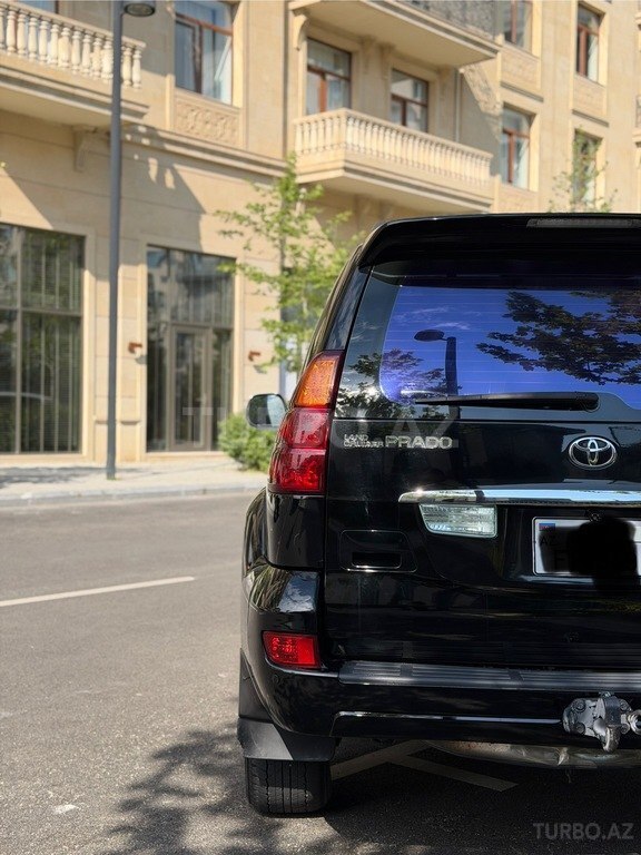 Toyota Land Cruiser Prado