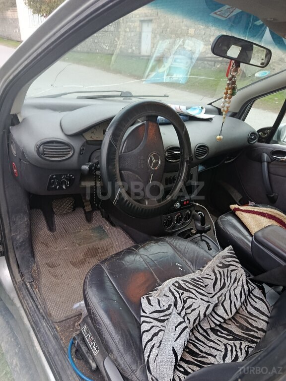 Mercedes A 190