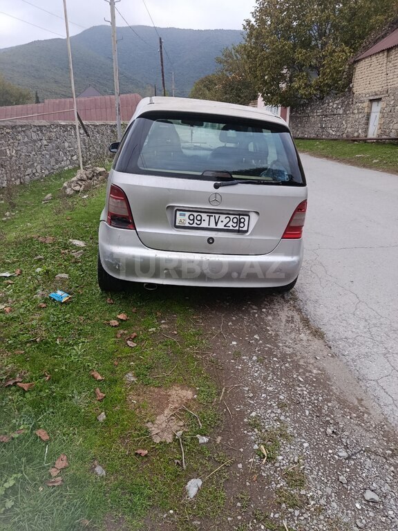 Mercedes A 190