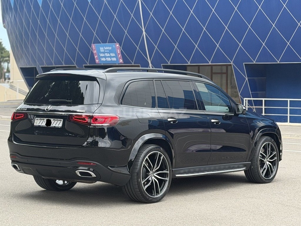 Mercedes GLS 450 4MATIC