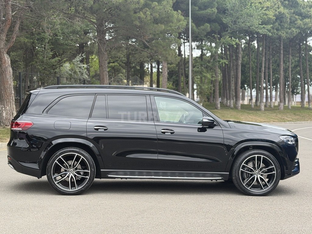 Mercedes GLS 450 4MATIC