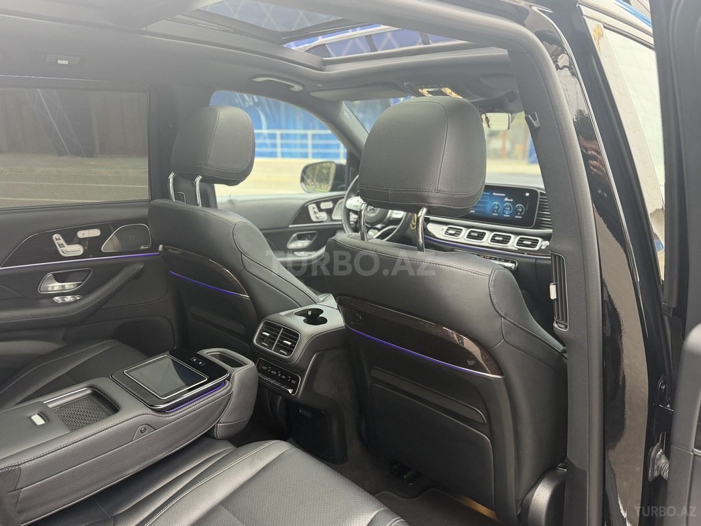 Mercedes GLS 450 4MATIC
