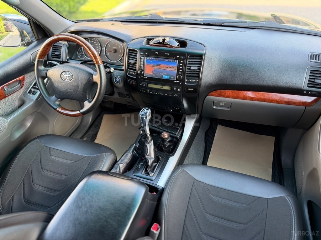 Toyota Land Cruiser Prado