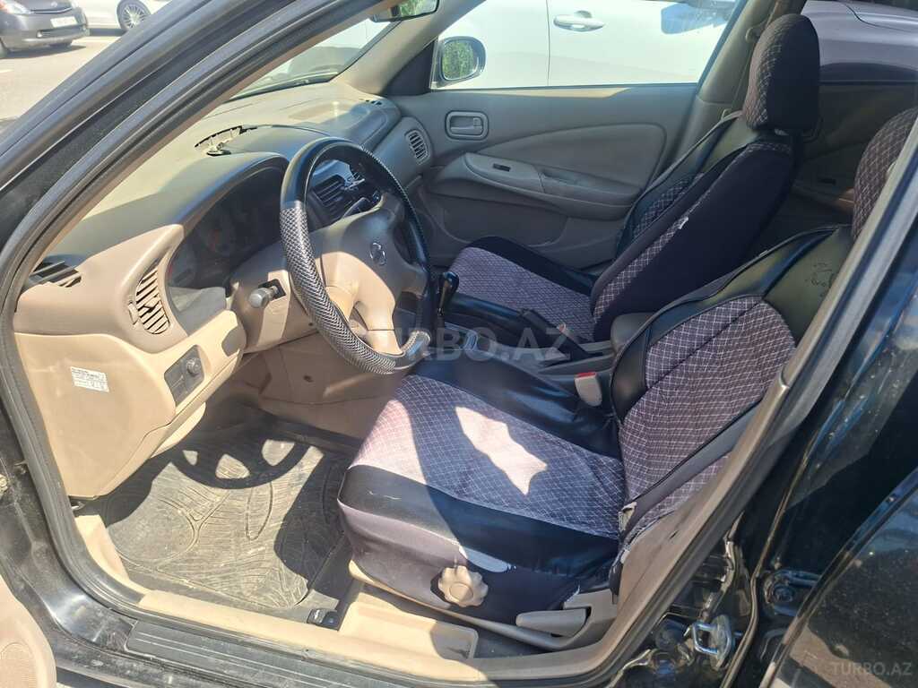 Nissan Sunny
