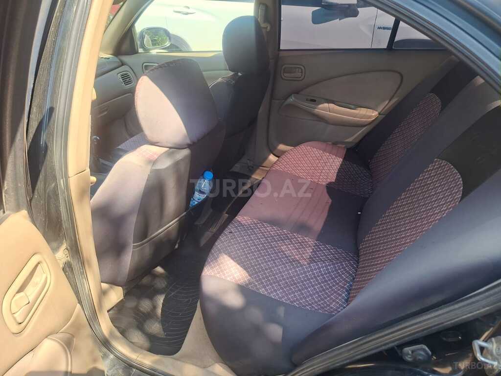 Nissan Sunny