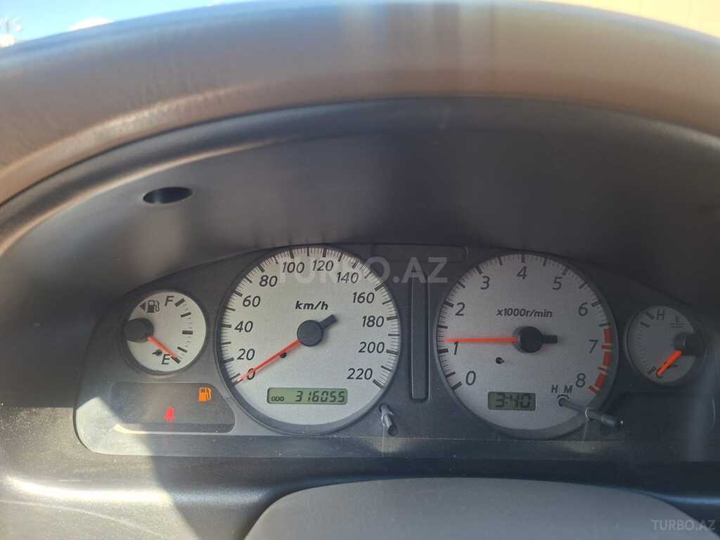 Nissan Sunny