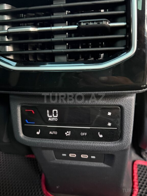 Volkswagen ID.6 Crozz
