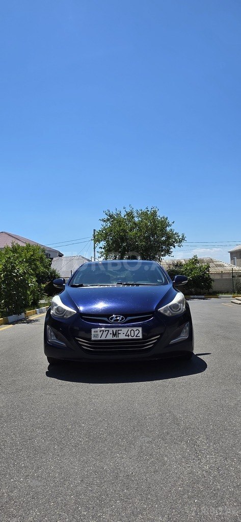 Hyundai Elantra