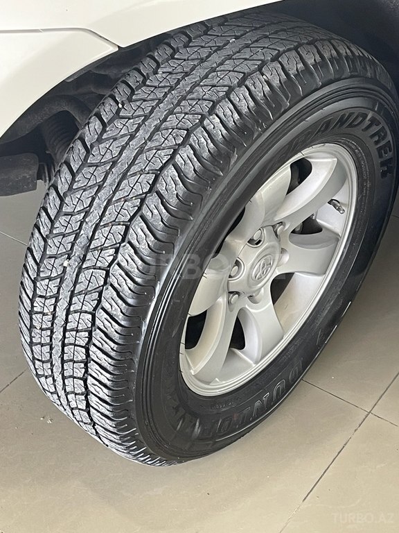Toyota Land Cruiser Prado