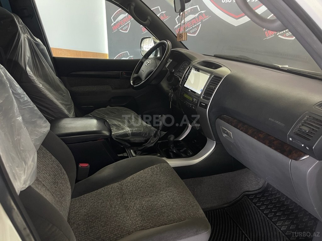 Toyota Land Cruiser Prado