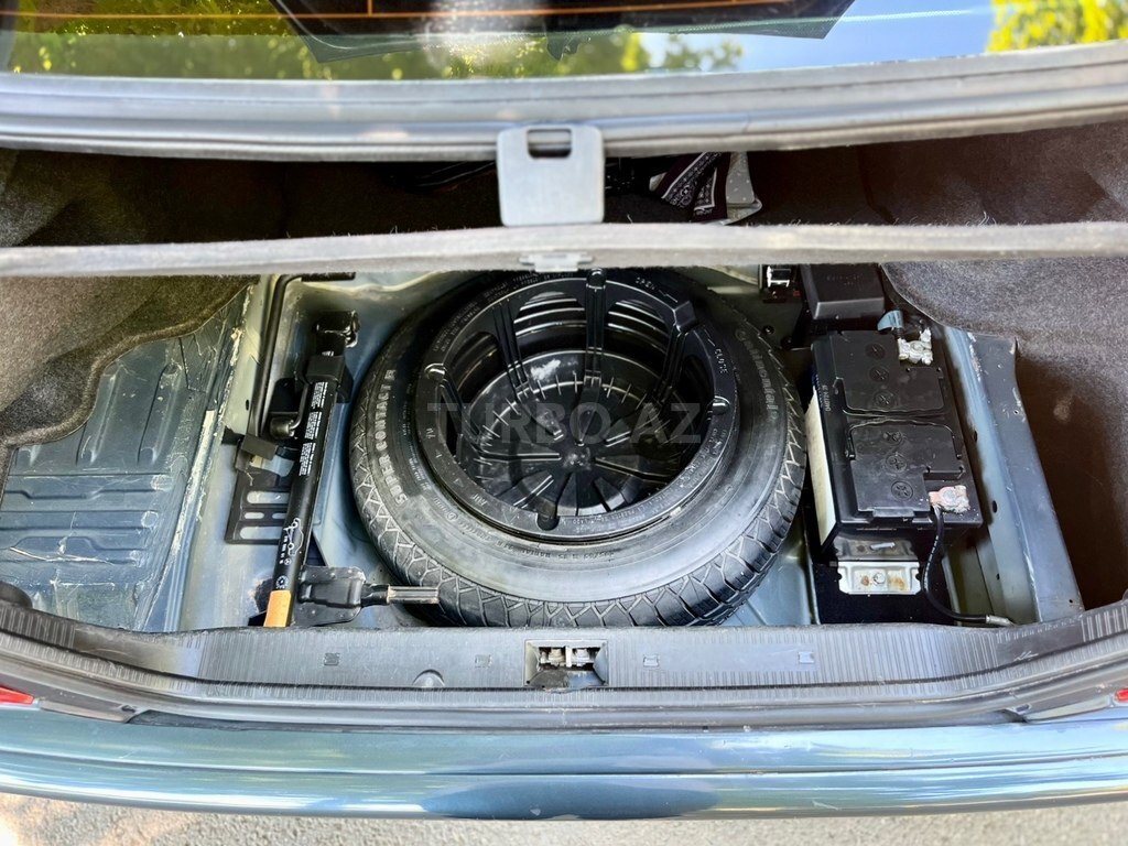 Mercedes C 200