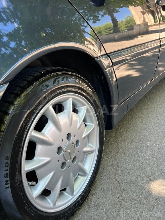Mercedes C 200