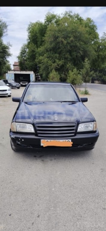 Mercedes C 180