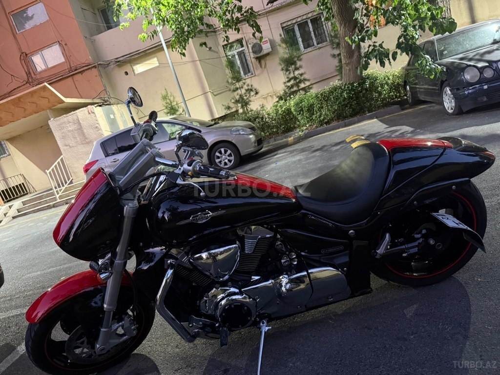 Suzuki Intruder M1800R