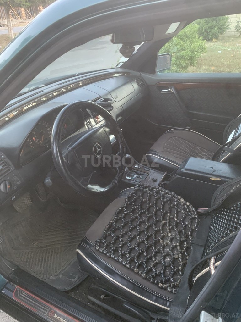 Mercedes C 220
