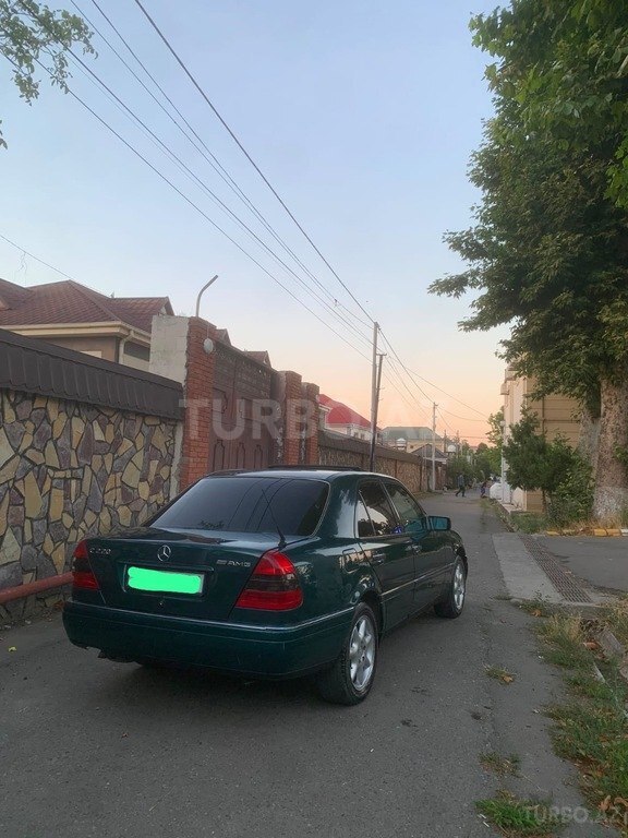 Mercedes C 220