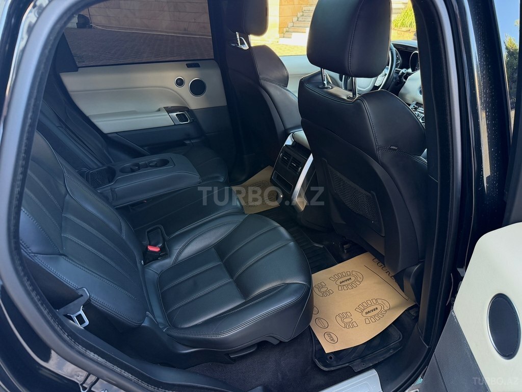 Land Rover RR Sport