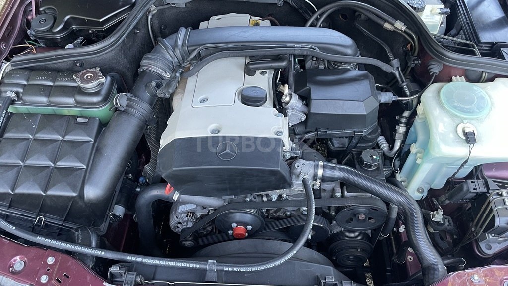 Mercedes C 200