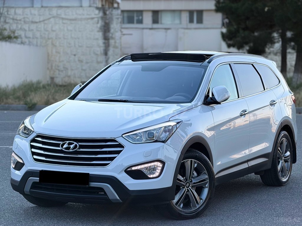 Hyundai Grand Santa Fe