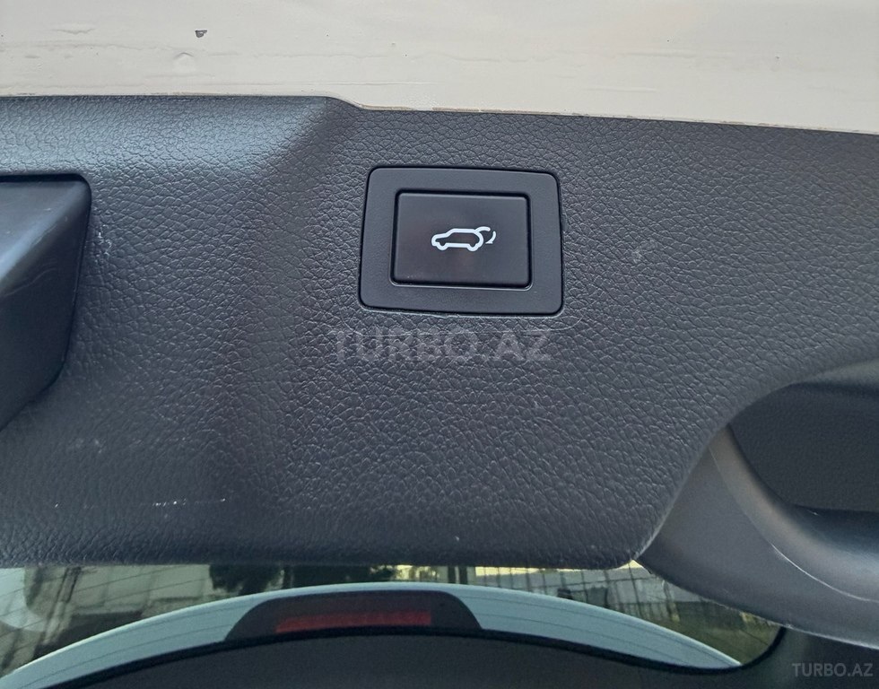 Hyundai Grand Santa Fe