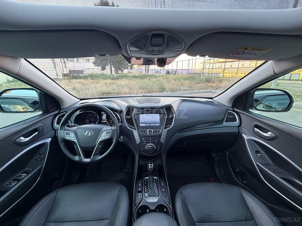 Hyundai Grand Santa Fe