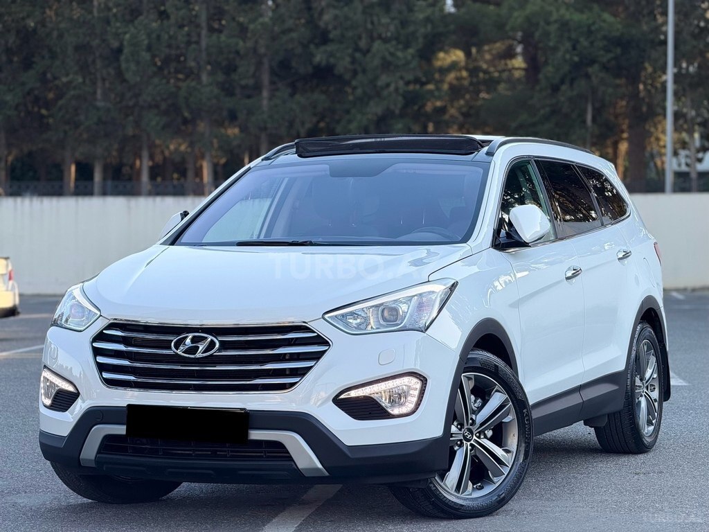 Hyundai Grand Santa Fe