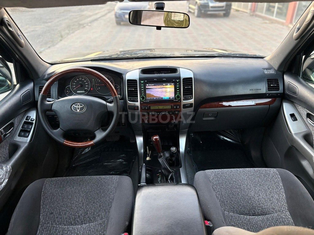 Toyota Land Cruiser Prado