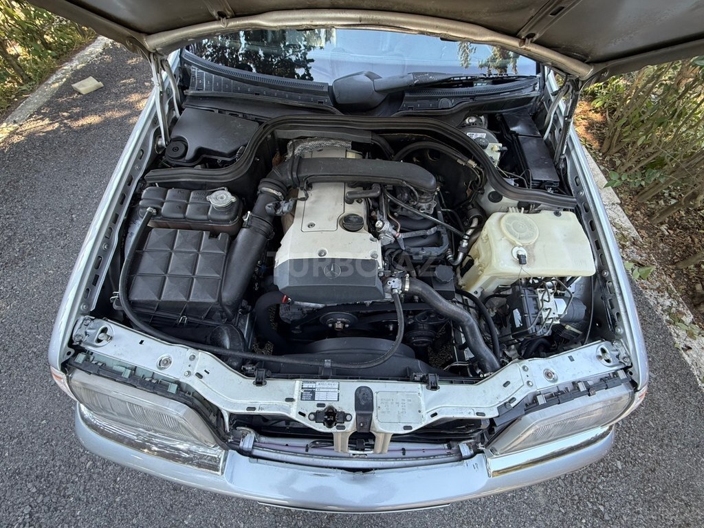 Mercedes C 200