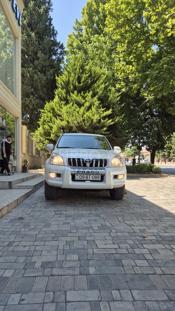 Toyota Land Cruiser Prado