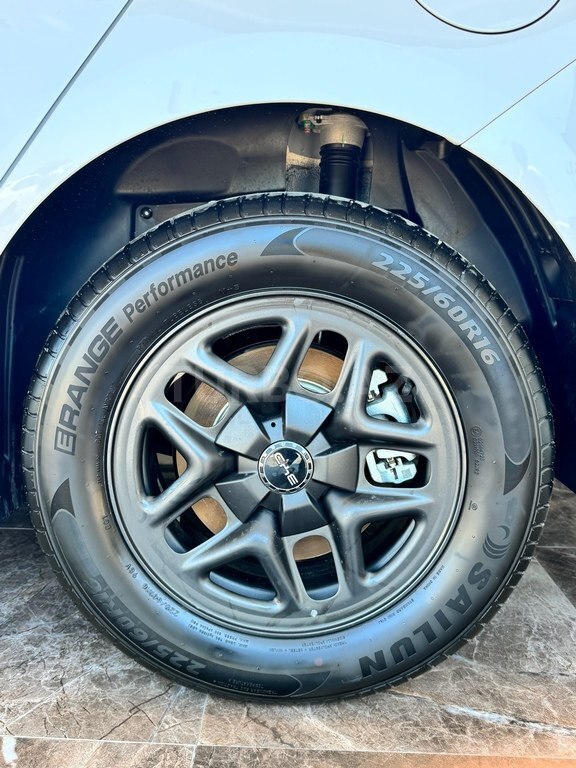BYD Seal 05