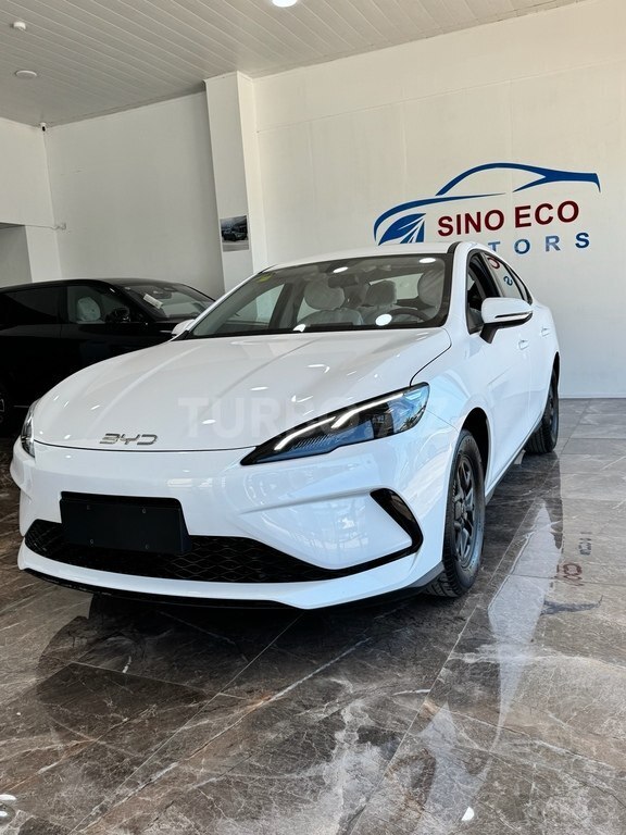 BYD Seal 05