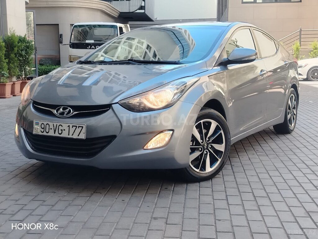 Hyundai Elantra