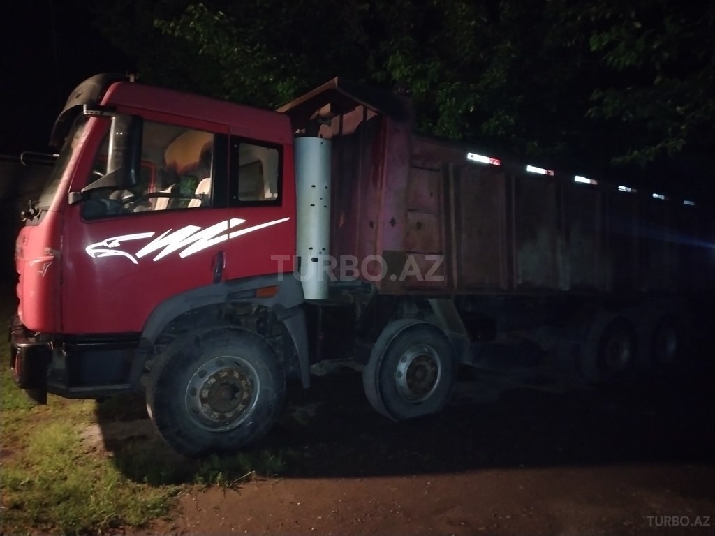 FAW J6P dumper 8x4