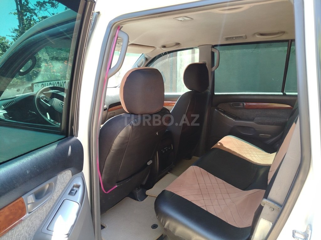 Toyota Land Cruiser Prado
