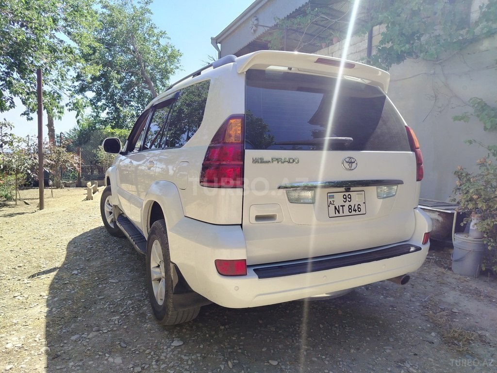 Toyota Land Cruiser Prado