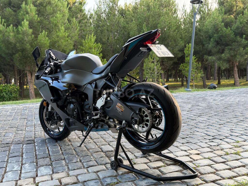 Kawasaki ZX-6R