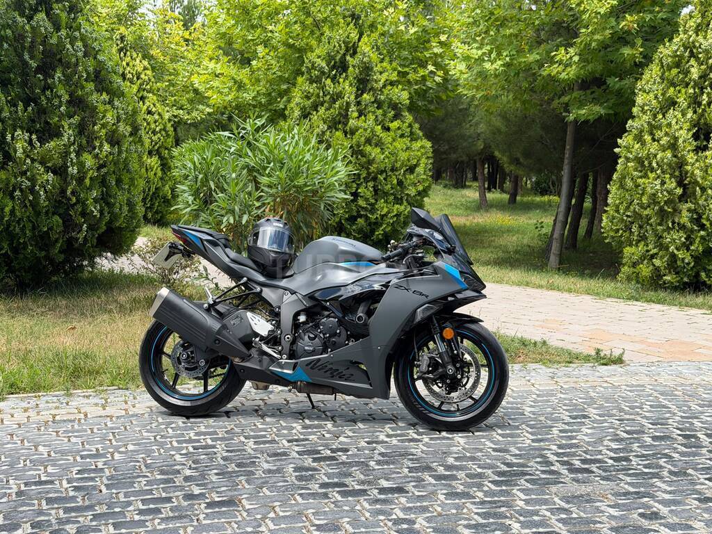 Kawasaki ZX-6R