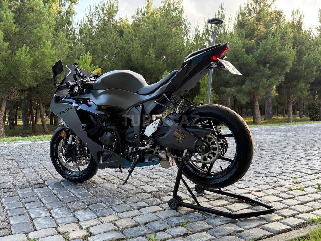 Kawasaki ZX-6R