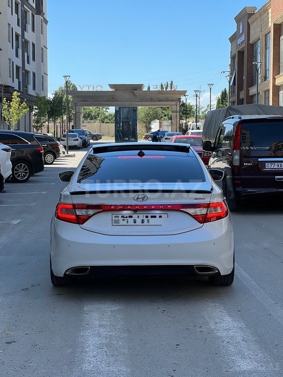 Hyundai Grandeur