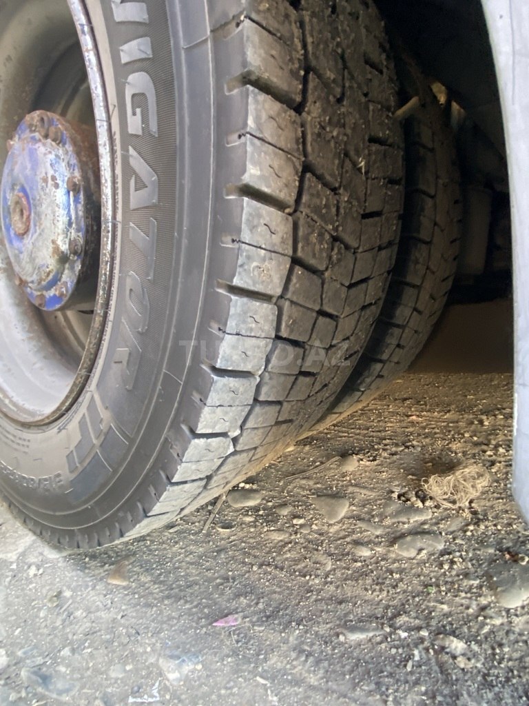 Mercedes Actros 1844