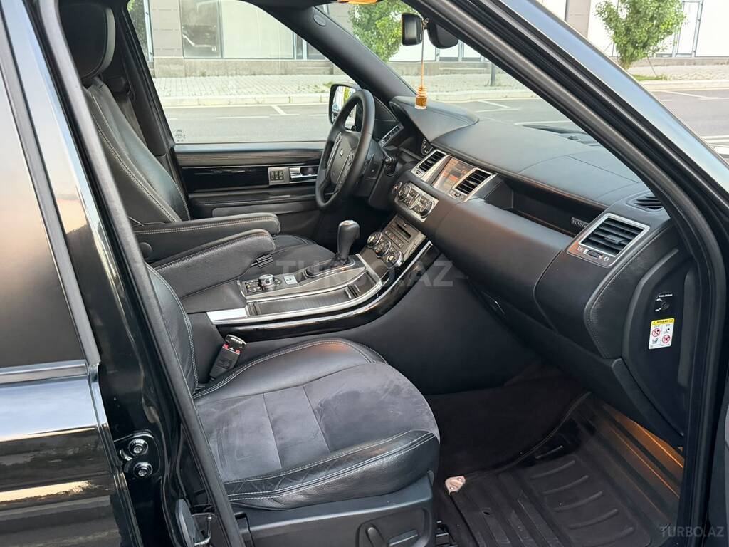Land Rover RR Sport