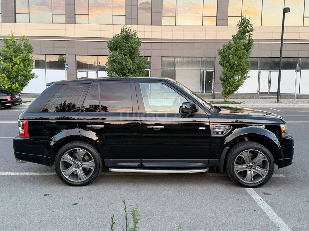Land Rover RR Sport